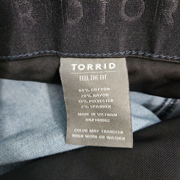 Torrid Women 24S Super Soft High Rise Bombshell Skinny Jeans - Picture 8 of 13
